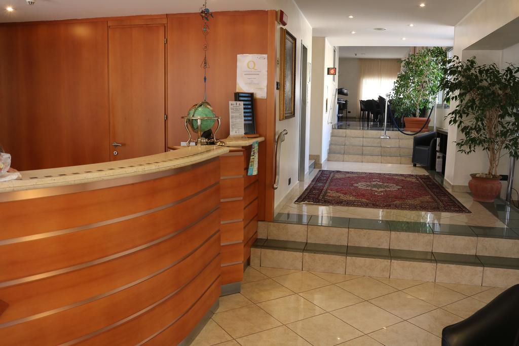 Augustus Hotel บีเอลลา ภายนอก รูปภาพ
